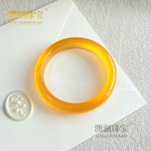 High-quality white moonlight bracelet for women cats eye stone light luxury high-end bracelet girls style a birthday gift for girlfriend or best friend
