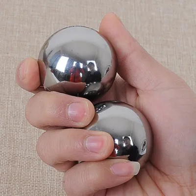 Baoding Iron Ball Solid Steel Ball Fitness Ball Handball保定铁球实心钢球健身球手球中老年人手玩球按摩保健球转握康复球xixi66.sg 0616