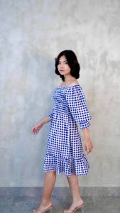 CLARA DRESS | DRESS KERUT SABRINA MOTIF TARTAN\\n\\nCLARA Dress adalah pilihan sempurna bagi Anda yang mencari dress desain elegan, kualitas tinggi, dan bahan nyaman. Dengan motif tartan yang menawan, CLARA Dress cocok untuk berbagai acara formal dan penampilan elegan Anda.\\n\\n Apa Itu CLARA Dress?\\n\\nCLARA Dress adalah pakaian wanita yang dirancang dengan desain elegan, kualitas tinggi, dan bahan nyaman. Dengan motif tartan yang menarik, CLARA Dress dapat memenuhi kebutuhan Anda dalam berbagai acara formal dan penampilan elegan.\\n\\n Desain Elegan\\n\\nCLARA Dress memiliki desain yang elegan dan modern, membuatnya menjadi pilihan sempurna untuk berbagai acara formal dan penampilan elegan Anda. Dengan garis dan potongan yang rapi, CLARA Dress dapat memberikan tampilan yang anggun dan berkelas.\\n\\n Kualitas Tinggi\\n\\nCLARA Dress dibuat dengan kualitas tinggi, menggunakan bahan berkualitas dan proses produksi yang ketat. Hal ini memastikan bahwa setiap CLARA Dress yang Anda beli akan tahan lama dan tetap terlihat bagus meskipun digunakan berkali-kali.\\n\\n Bahan Nyaman\\n\\nCLARA Dress menggunakan bahan yang nyaman untuk dipakai, seperti katun dan polyester. Bahan-bahan ini dirancang untuk memberikan kenyamanan maksimal saat Anda mengenakan CLARA Dress, tanpa mengorbankan gaya dan penampilan Anda.\\n\\n Bagaimana Memilih CLARA Dress yang Tepat?\\n\\nUntuk mendapatkan CLARA Dress yang tepat, ada beberapa hal yang perlu Anda pertimbangkan:\\n\\n Untuk Acara Formal\\n\\nCLARA Dress adalah pilihan sempurna untuk berbagai acara formal, seperti pernikahan, pesta, dan acara bisnis. Dengan motif tartan yang menarik, CLARA Dress dapat membuat penampilan Anda menjadi lebih menonjol dan berkelas.\\n\\n Motif Tartan\\n\\nMotif tartan pada CLARA Dress dapat memberikan tampilan yang menarik dan modern. Motif ini dapat membuat penampilan Anda menjadi lebih menonjol dan berbeda dari orang lain.\\n\\n Tips Memakai CLARA Dress\\n\\nBerikut adalah beberapa tips memakai CLARA Dress:\\n\\n Dengan Aksesoris\\n\\nUntuk meningkatkan penampilan Anda saat mengenakan CLARA Dress, Anda dapat menambahkan aksesoris seperti anting, gelang, atau kalung. Hal ini dapat memberikan sentuhan akhir yang menarik pada penampilan Anda.\\n\\n Untuk Penampilan Elegan\\n\\nCLARA Dress dapat memberikan penampilan yang elegan dan berkelas. Untuk mendapatkan penampilan yang sempurna, Anda dapat memilih CLARA Dress dengan warna dan motif yang sesuai dengan acara formal atau penampilan elegan Anda.\\n\\nDengan CLARA Dress, Anda dapat menikmati penampilan yang elegan dan berkelas dalam bahan yang nyaman dan kualitas tinggi. Jangan ragu untuk mencoba CLARA Dress dan lihat sendiri bagaimana ia dapat meningkatkan penampilan Anda!\".\n}