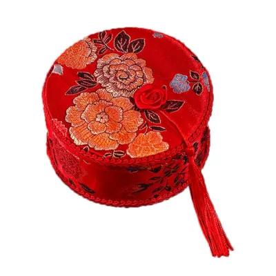 QUESU Handcrafted Wedding Thread Box Portable Traditional Sewing Box Set Sewing Artifact Thimble Hand Sewing Tool Kit Home Use