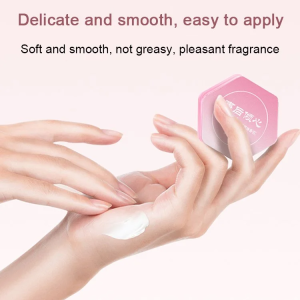 Luxurious and moisturizing solid perfume Portable Balm Perfume Luxury Deodorant Small Size Easy to Carry Luxurious Solid Balm Longlasting Fragrance