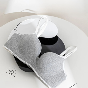 🌸ฟองน้ำหนา 5 ซม.🌸ชุดชั้นในผู้หญิง เสื้อชั้นใน ดันทรงหนา กระชับไร้รอยต่อ ใส่สบาย ฟองน้ำนุ่ม ป้องกันหย่อนคล้อย เก็บเนื้อด้านข้าง เสื้อชั้นในยกระชับทรวงอก ใส่สบาย หน้าอกเล็กดูใหญ่และกลมขึ้น พร้อมส่ง