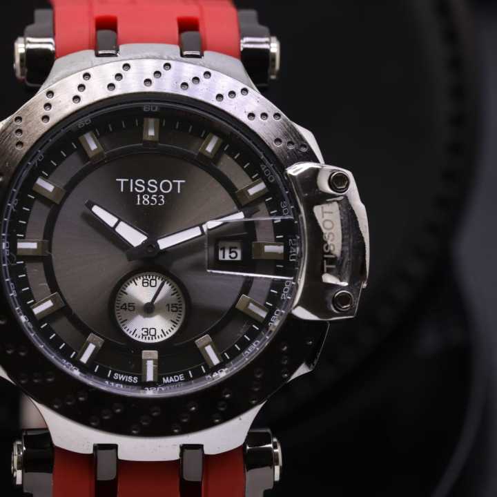 Jam Tangan Pria Tissot Strap Rubber Detik Tanggal Aktif Jam