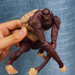 Revoltech Beast titan Action Figure Amazing Yamaguchi Attack on Titan Kemono no kyojin Figures PVC Movable Collection Model Toys