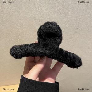 [COD] Big House กิ๊บหนีบผมกิ๊บติดผมรูปปลาฉลามมีขนแข็งสไตล์วินเทจสำหรับฤดูใบไม้ร่วงและฤดูหนาว