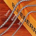 Kalung Titanium Pria Wanita Bahan Anti Karat Seumur Hidup. 