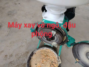 Máy xay vỡ ngô hạt thành 2 - 4 mảnh làm thức ăn chăn nuôi gàvịtchim
