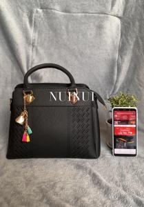 NuiNui💖Handbag For Women Bag Perempuan Free Flower Keychain Handbag Wanita Murah dan Cantik Beg Tangan Wanita Beg Sling Bag For Women Shoulder Bag New Design Beg Perempuan Hand Bag For Women 2021 New Style Viral Bag Korea Style Ready stock WF1943