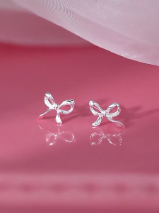 Tiny Simple Bowknot Stud Earrings for Women Girls Silver Color Korean Ear Studs Alloy Material Ethnic Earring
