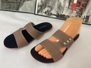 🔥Ready Stock🔥Super Light Sangat Ringan New Fashion Women Designer Beach Ladies Slipper