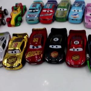 /Pixar Cars Racing Cars Mobilization Mater Slug Diecast Car Model Dragon McQueen Road Rage Toy Car Gift for Children