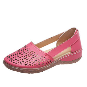 [Free Shipping] New Fashion Sandals For Women With A Closed-Toe Design And Cut-Out Details Available In Sizes 40-43 And Featuring A Wedge Heel