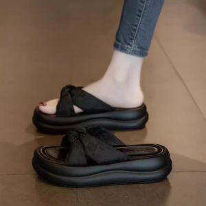 [Free Shipping] Chinese-Style Slippers For Women Suitable For Outdoor Wear In Summer With Thick Soles Perfect For The Beach Lightweight And Comfortable In A Korean Style