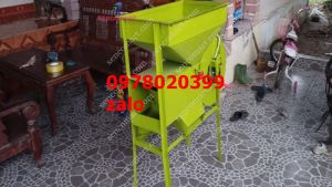 Máy thổi bụi lúa  ngô  đậu