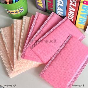 [COD] tunyunguoji 10ชิ้น/แพ็ค Pink Purple Bubble BAG thicked Express Package BAG self adhesive Courier จัดส่ง mailers Sticker Holder