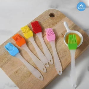 Silicone BBQ Brush for Easy Cleaning & Bakeware Cook Oil Cooking Brush BBQ Brush Kitchen - Pick random color