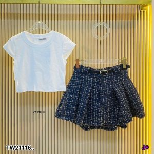 B21116 Set 3 ชิ้น เสื้อครอปปีกนก + เข็มขัด + กระโปรงจีบSet of 3 pieces: winged crop top + belt + pleated skirt.