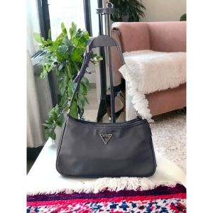 พร้อมส่ง ทรงฮิต กระเป๋า guess พอช แท้ 💯paris