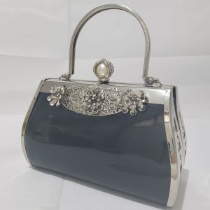 Farnell Clutch Pesta Ukuran Besar Tas Kondangan Diamond Bunga