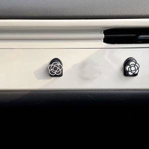 4PCS/Set Gantungan Tempelan Mobil Serbaguna Mini Lucu Hook Kait Gantungan Multifungsi Desain Untuk Interior Mobil