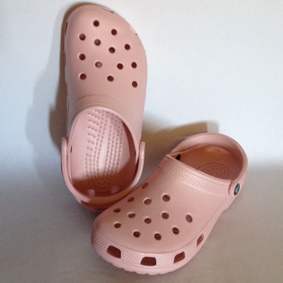 Pastel cheap pink crocs