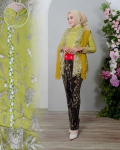 SATU SET KEBAYA KUTU BARU SELENDANG / KEBAYA + SELENDANG + OBI + ROK PLISKET