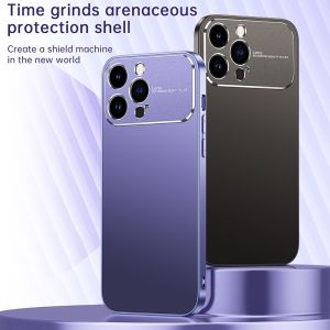 Kisscase nhôm hợp kim bóng mờ Vỏ bảo vệ cửa sổ lớn Ốp điện thoại cho Iphone 14 Pro Max 14 cộng với 13 12 nhôm ống kính bảo vệ cứng siêu mỏng Bìa