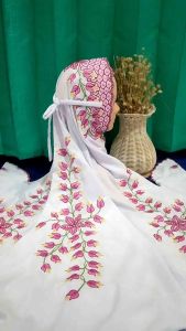 Mukena Terusan Dewasa Bahan Katun Mikro Motif Bordir Bunga Rambat Lovia Indah Cantik