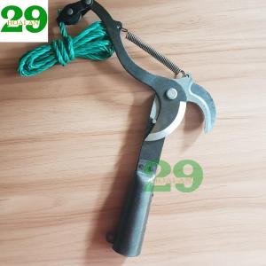 Đầu kéo cắt cành cây trên caotỉa cây cảnhhái hoa quả -màu đen