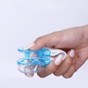 Little.Daisy98 พร้อมส่ง เครื่องจ่ายยาเม็ด แบบพกพา ถอดง่าย กล่องเก็บยา