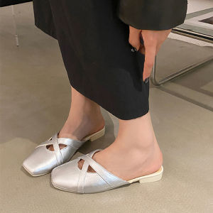 LiShops งานสวย รองเท้าคัทชูเปิดส้น ทรงสวยดีเทลเก๋ น้ำหนักเบาสวมใส่สบายเท้า วัสดุเป็นยาง สีเรียบๆ สวยหรู ดูแพงมาก สาวๆควรมีติดตู้ กดสั่งกันด่วนเลยจ้า