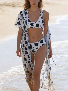 2026 Bán Nóng [ Được vận chuyển từ Trung Quốc ] Bán hàng trực tiếp các mẫu mới ins Bộ bikini Feng gợi cảm in họa tiết retro hai mảnh dành cho nữ bộ ba món đi biển B3
