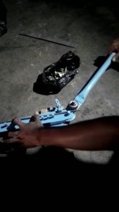 alat bengkokan besi beton