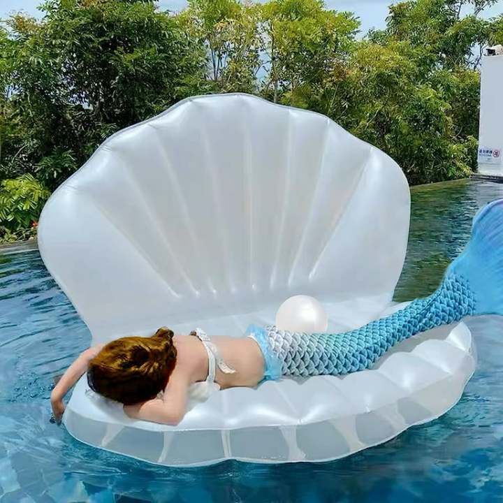 Inflatable store seashell float