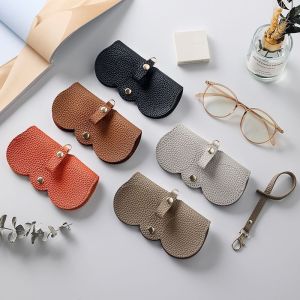【1 For 1】PU Sunglasses Bag Portable Sunglasses Case Cute Glasses Clip Womens Minimalist Glasses Bag