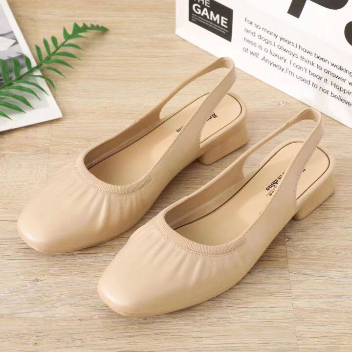 Korean Fashion Ladies Closed Toe Plain With Garter Women Shoes