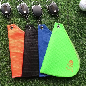 Golf Towel Double-Sided Wipe Cleaner Golf Head Cleaning Tools with Carabiner Hook Resistance Clip Golf Club Wiping Cloth