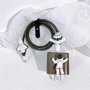 Cute 3D Cartoon Astronaut Charger Case for Apple iPhone 18/20W Power Adapter Spiral Data Cable Protector for iPhone 14 13 Pro