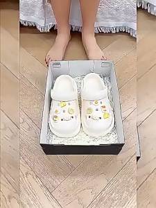 [Free Shipping] Cute Summer Outdoor Indoor Home Non-Slip Thick-Soled New Clog Sandals for Women