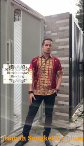 Kemeja Motif Anisa Songket Printing: Pilihan Elegan untuk Kebaya & Rumah