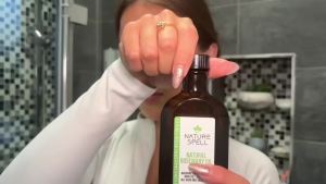 Nature Spell Rosemary oil promotes hair growth Pre-diluted hair and scalp oil nourishes dryness 、 Damaged hair Suitable for both men and women 5.07 Fluid Ounce