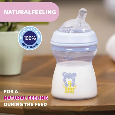 Chicco Natural Feeling Baby Bottle 2Mos+ 250ML (8oz)
