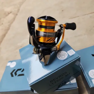 Máy câu cá Daiwa Revros LT 1000 - 6000 cao cấp chính hãng bản 2024