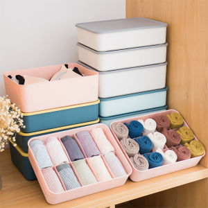 อุปกรณ์จัดเก็บ กล่องเก็บของ กล่องจัดเก็บถุงเท้า ชุดชั้นใน สามารถวางกล่องซ้อนกันได้ Storage Box