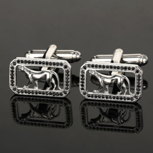 1Pair Square Classic Hollow Leopard Design Cufflinks Copper Material Inlaid Black Rhinestones Suit Cuff Links Accessories