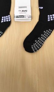 KAOS KAKI AVO R9 ANTI SLIP PANJANG SEBETIS