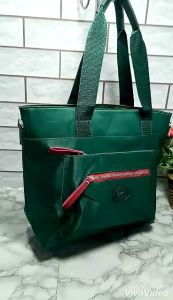 TAS TOTE BESAR ADA 4 RESLETING