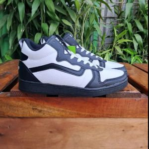 Sneakers Chosamon Gusano | Sepatu Sport Fashion pria dan wanita | Hangot | Nongkrong