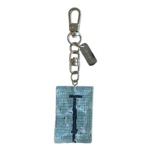 Sáng Tạo Móc chìa khóa xe ô tô hồ bơi Mặt dây chuyền Charm gắn túi trang trí lượn sóng Keychain đồ treo trang trí