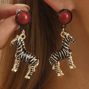 PTK52 Pony Vintage Enamel Necklace Metal Chain Double-layer Horse Pendant Necklace Simple Boho Beaded Chain Choker Women